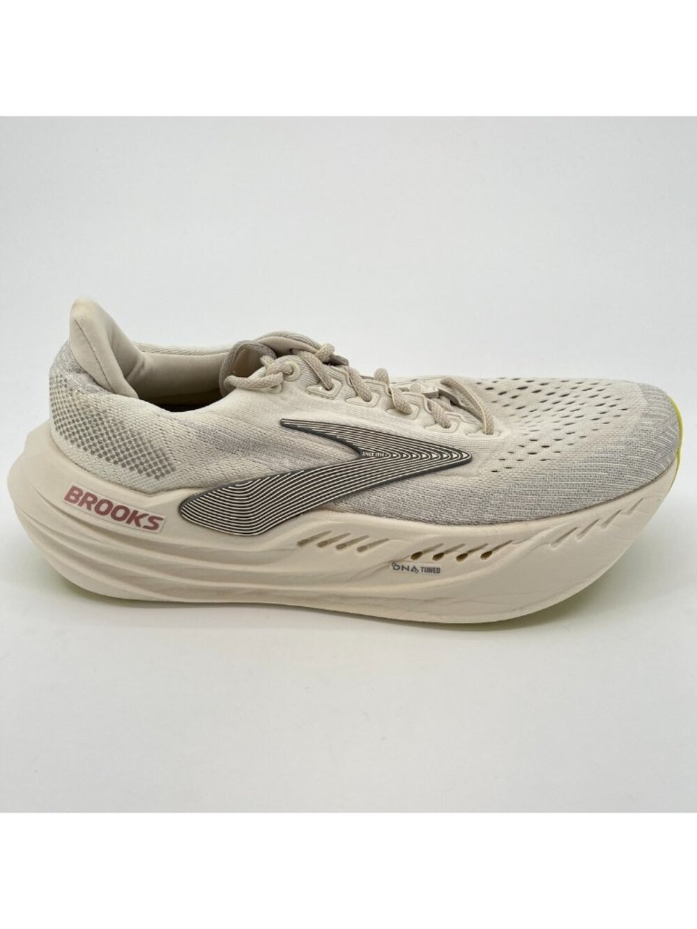Brooks Glycerin Max Womens Size 11 Ivory Gray Athletic Running Shoes Sneakers